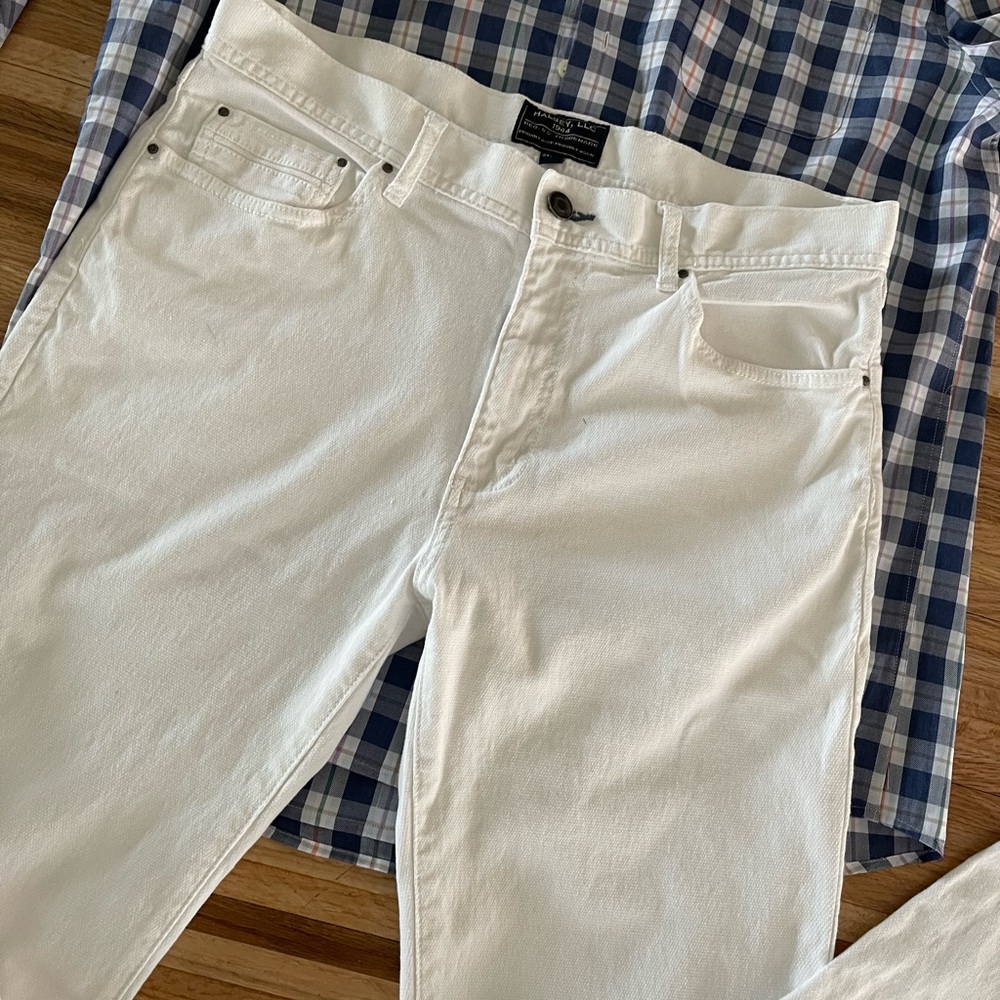 Like new Halsey 44 canvas white jeans size 34/34